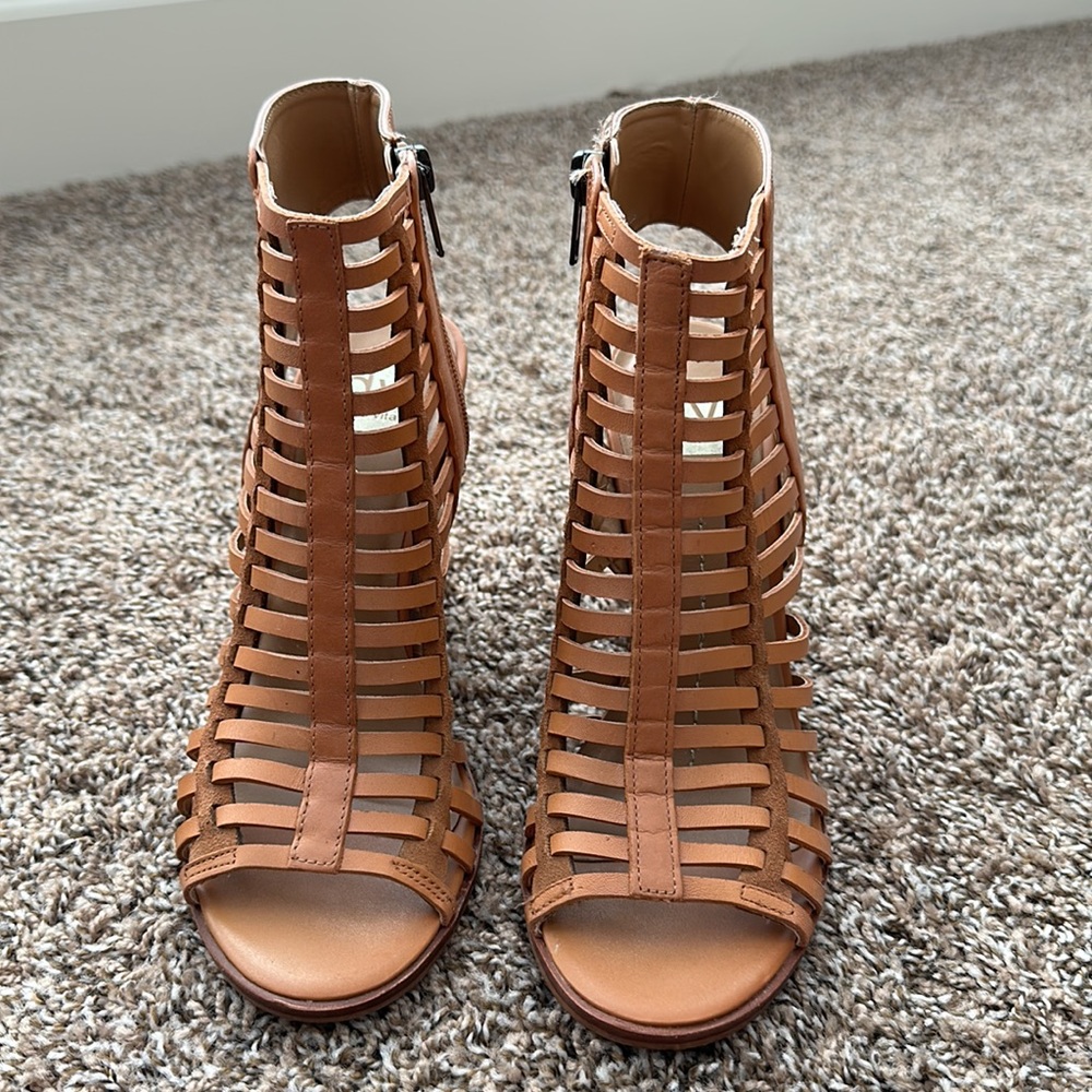 DV by Dolce Vita Caged Heeled Sandal - Picture 3 of 5